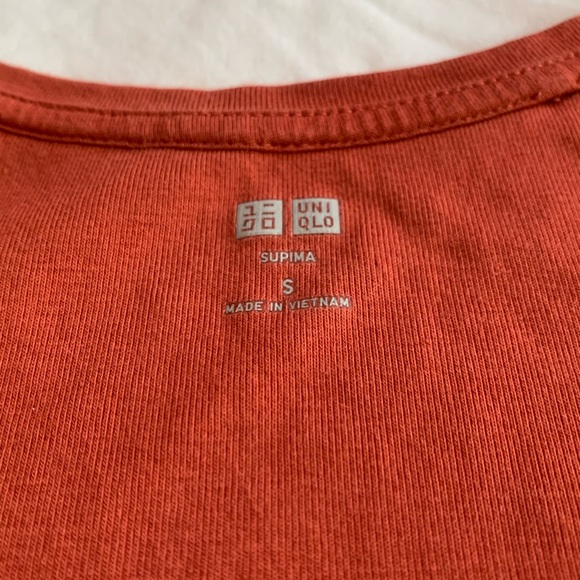 Tank top bundle (for Medium-Large) - Picture 3 of 7